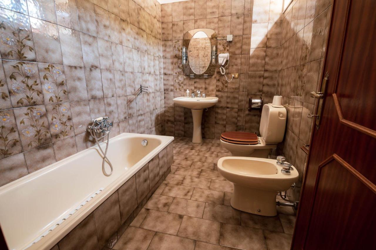 Casa Vacanze Dante Gorfigliano Exteriör bild